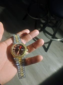 Watch crystal