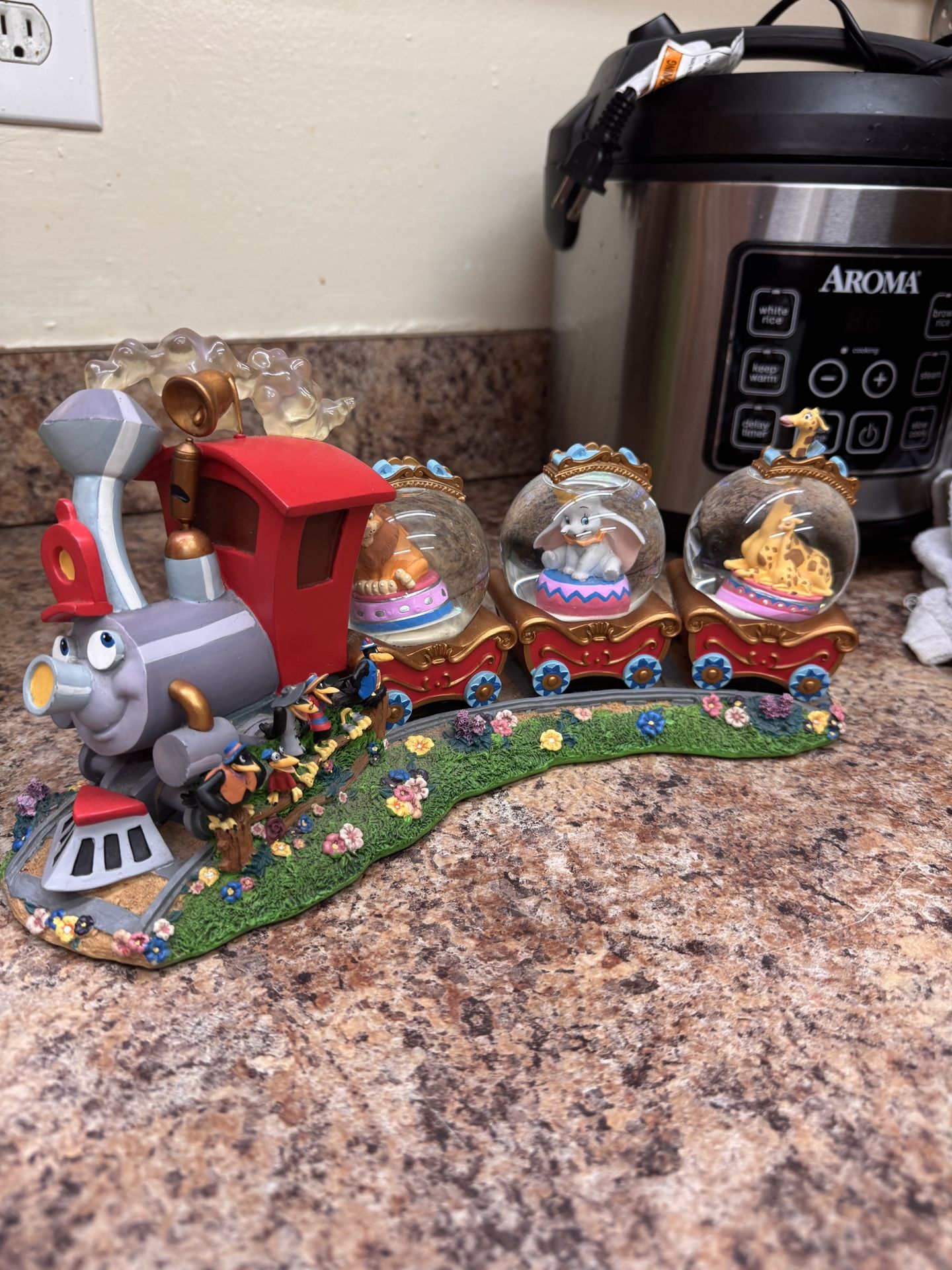 Vintage Disney snow globe Figurine Sets