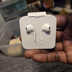Brand New Original Apple iPhone EarPods Lightning Headset
