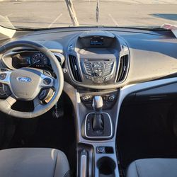 2014 Ford C-Max Hybrid
