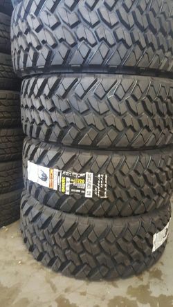 35x12.50R20 Nitto trail mt