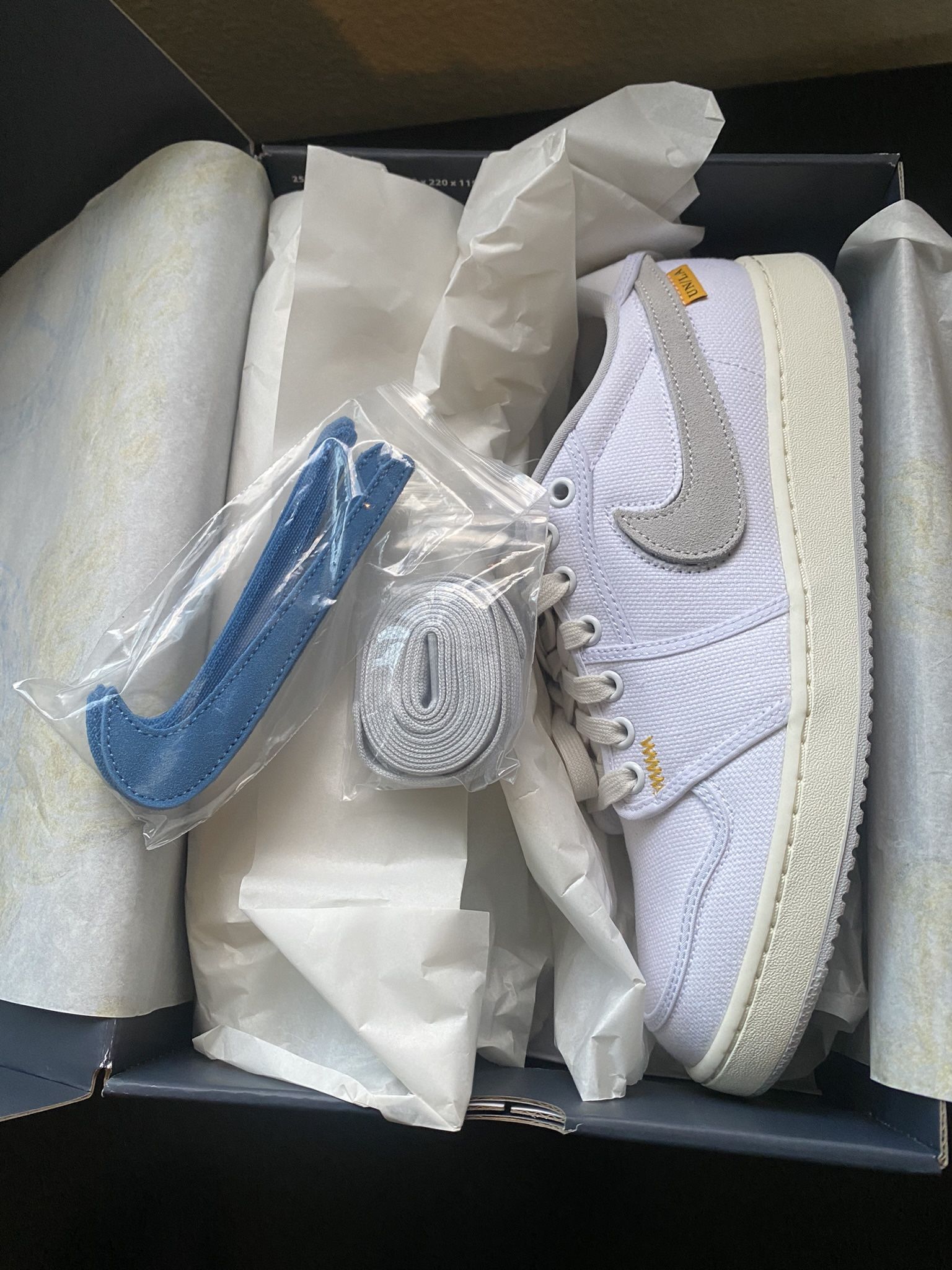 Jordan 1 Union White Canvas
