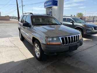 Jeep Grand Cherokee Laredo 2001
