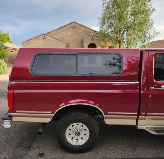 Standard 6'5" x 6' Camper Shell - Removed From 1995 Ford F150 Eddie Bauer