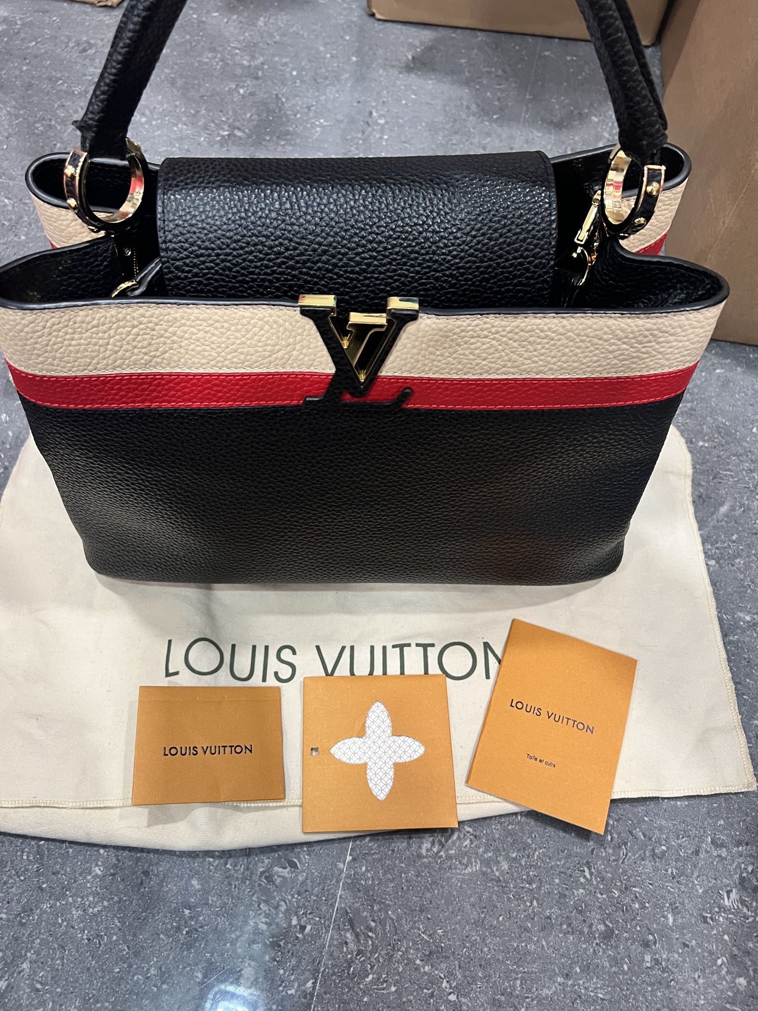 Louis Vuitton Handbag for Sale in Miami, FL - OfferUp