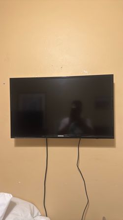 Samsung Flat Screen LED TV