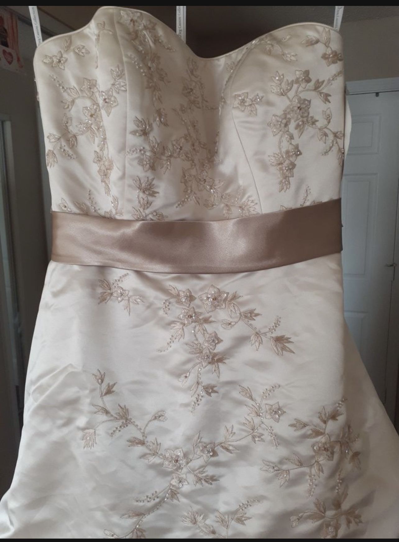 David’s Bridal Cassini Wedding Dress