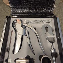 Wolf Gang Puck Wine Set