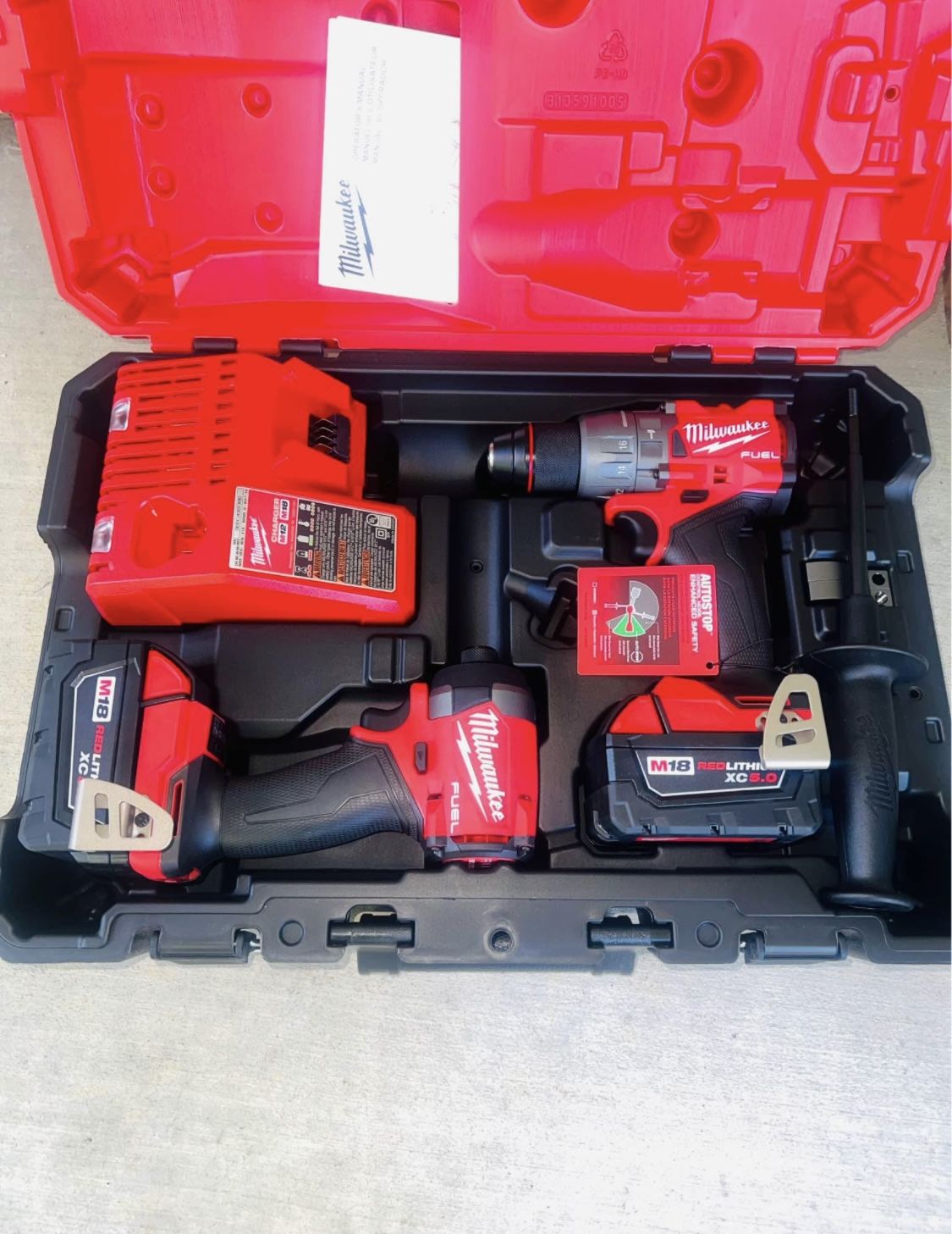 Milwaukee M18 FUEL 2-Tool Combo Impact/Drill Driver Kit + 2-5AH Battery + Charger & Case New