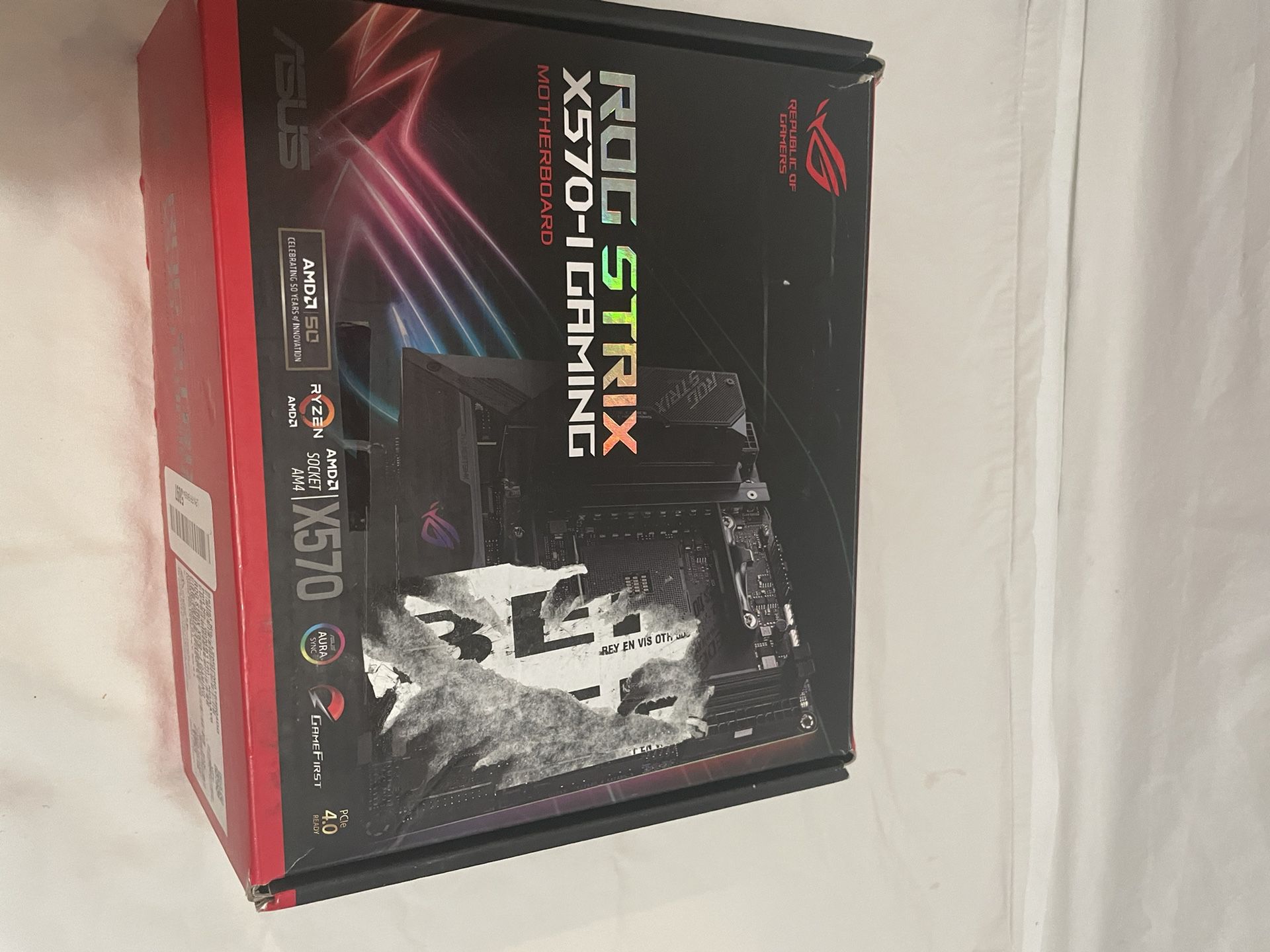 ASUS ROG strix X-570-I Gaming iTX Motherboard 
