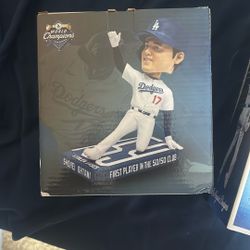 Ohtani 50/50 club bobble and MVP bobblehead