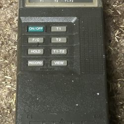 Fluke 52 K/J Thermometer - Industrial/ Professional Grade