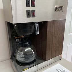 BUNN Pour-Omatic Coffee Machine