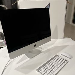 I mac 21.5 in almost brand new 