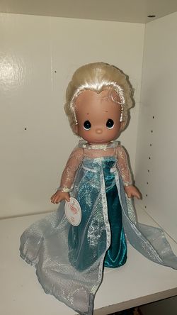 Disney Precious Moments Elsa doll