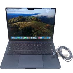 Apple - A3113 Mac book air Laptop 