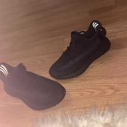 Brand New Yezzy 350 Onyx