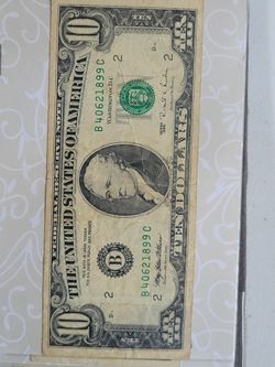 10 Dólares Con Sello Pequeño 
