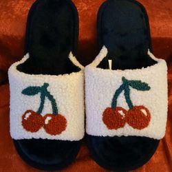 White Cherry 🍒 Slippers Women's 7.5 - 8