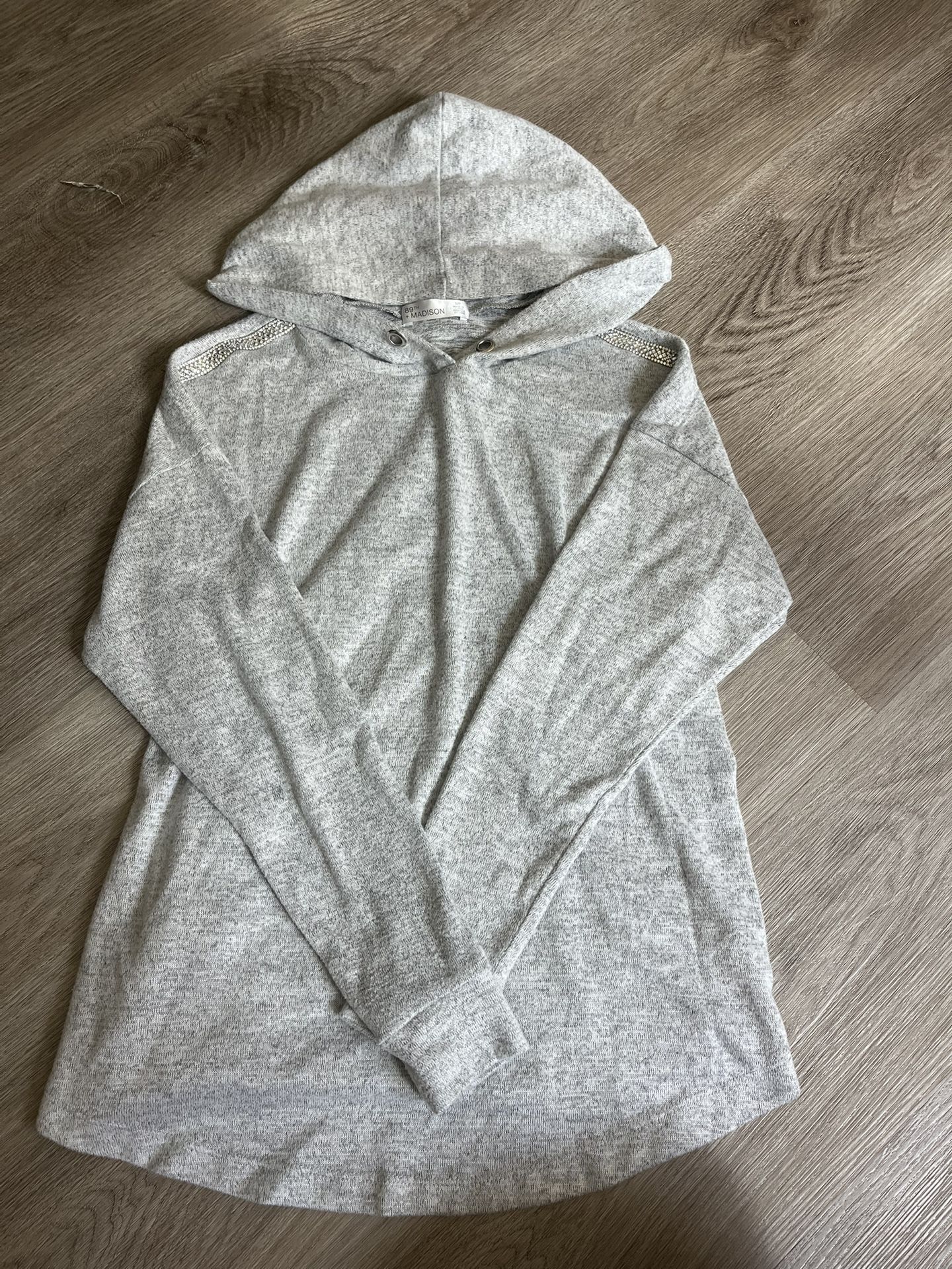 Grey Sweatshirt