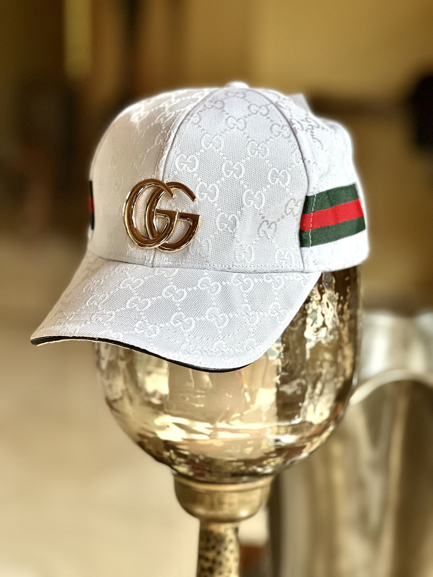 GG CANVAS BASEBALL HAT WITH WEB Gucci for Sale in West Palm Beach