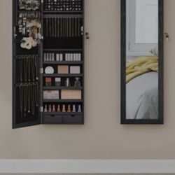 Hanging Jewelry Mirror