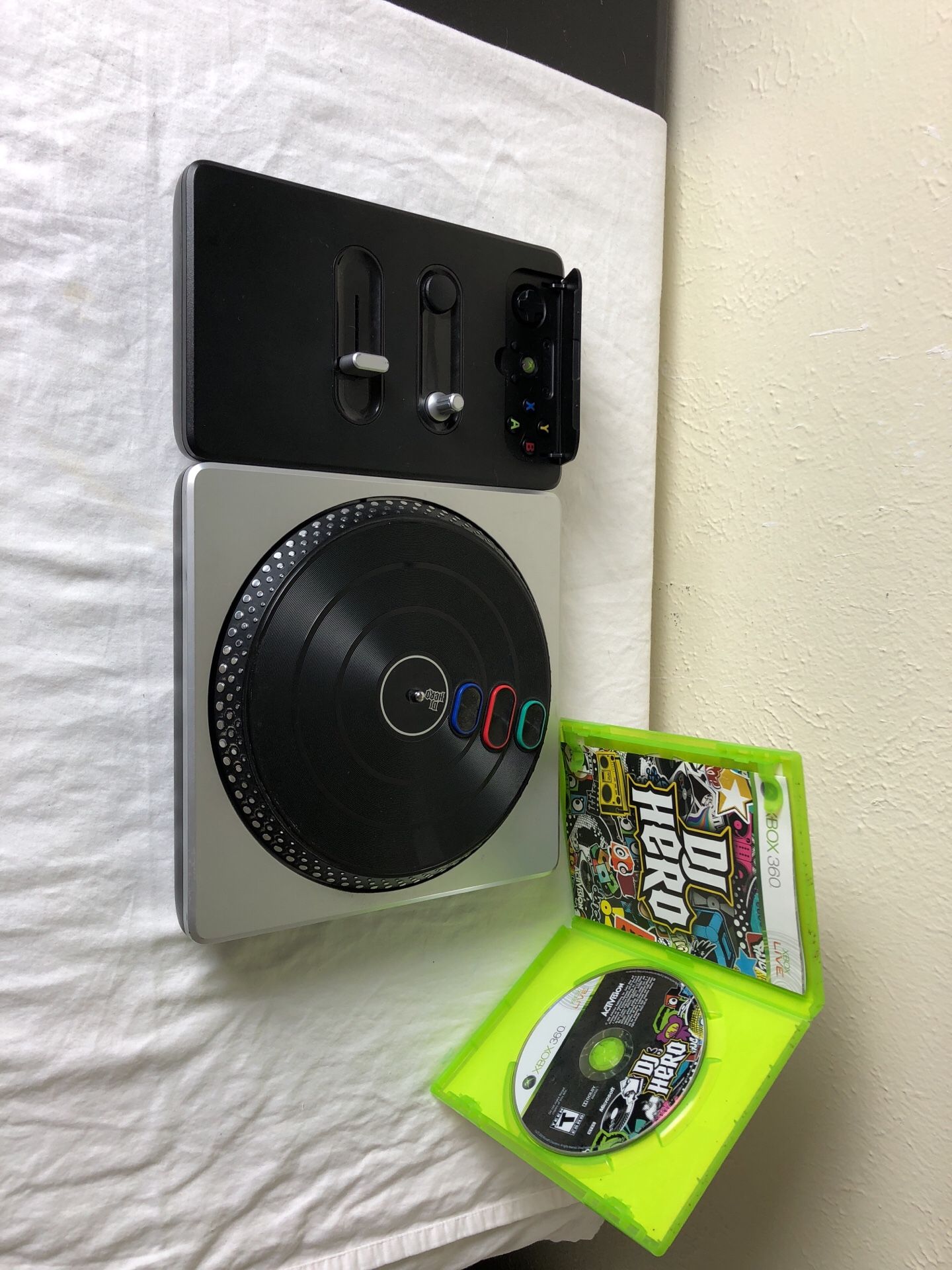 Xbox 360 DJ Hero
