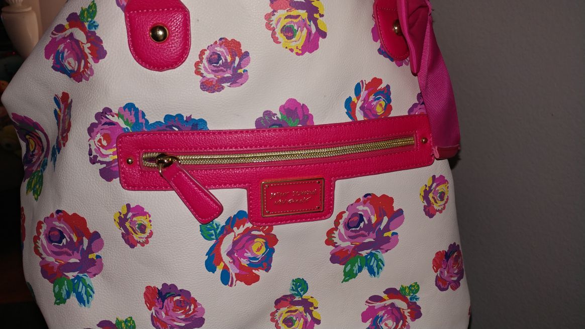 Betsey purse