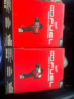 Two battery and two drets Miwalkee