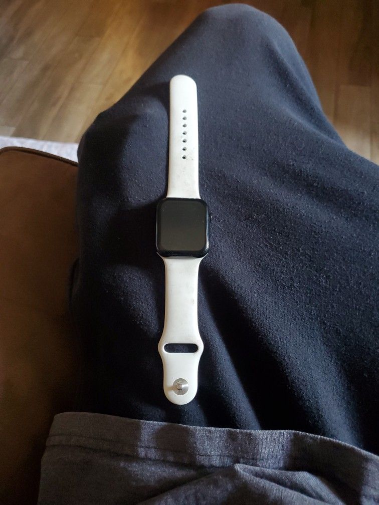 Apple Watch Series 7