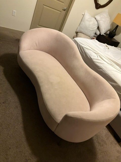  Cream Loveseat Used But Still Nice 70 Dls 