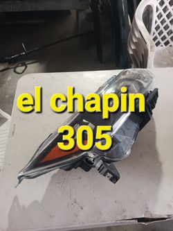 2018 nissan rogue Sport headlights original 