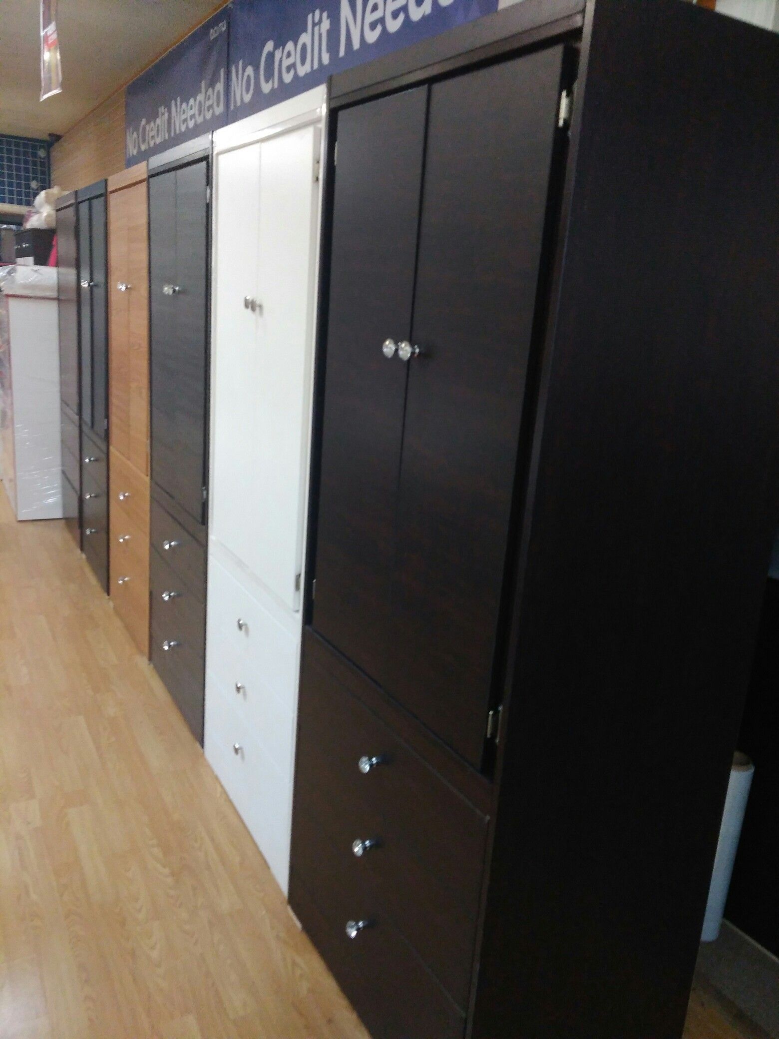Amazing Compressed Wardrobe