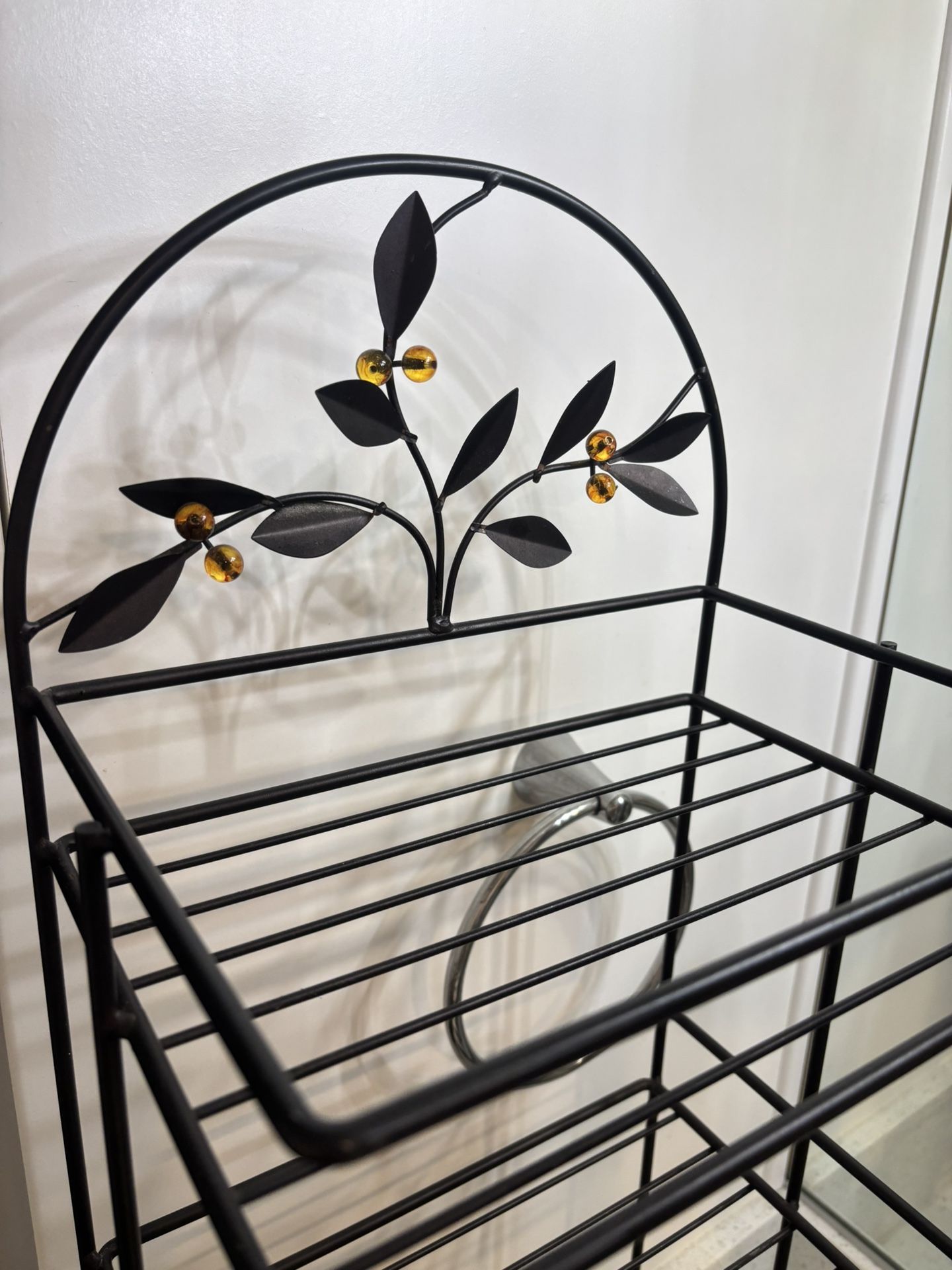 Metal Shelf Perfect Condition 34,5”/ 11’5 wild/ 8” deep