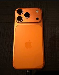 iPhone 17 pro 256GB AT&T $699