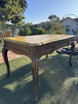 Vintage French Provincial / Louis XV Style Writing Desk