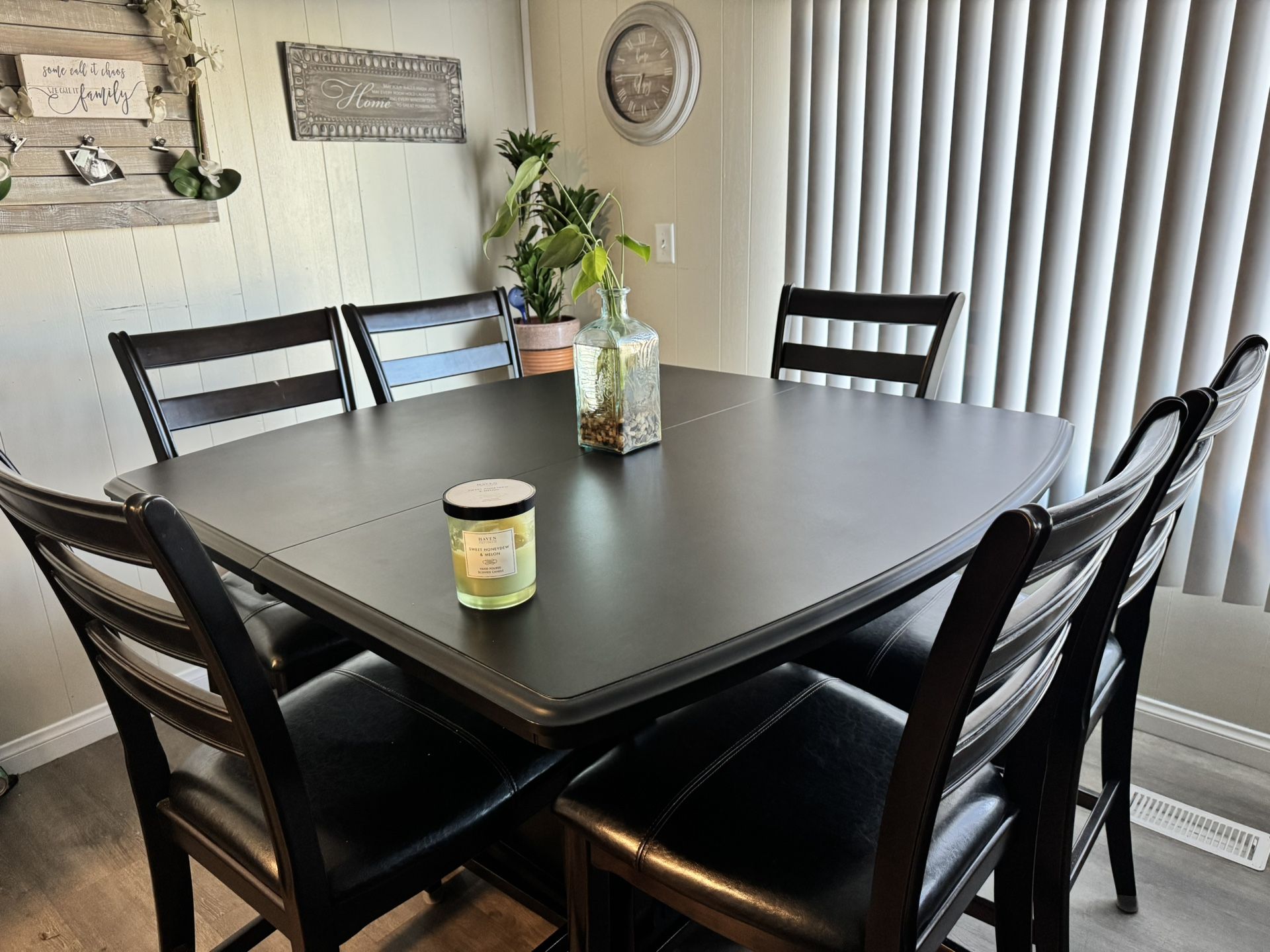 Dinning Table