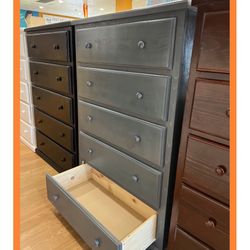 Dresser/Five drawers dresser