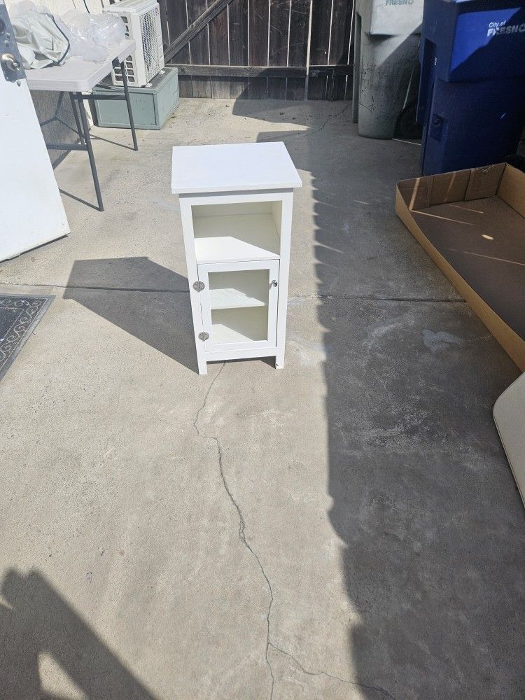 White Cabinet