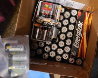 D Sized Commercial Grade Batteries