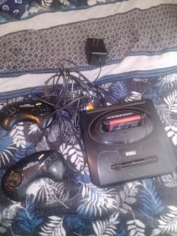Sega Genesis Console With 2 Controllers  And Cords And 1 Game  FIRM PRICE 