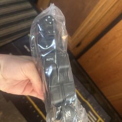2011 Mazda 3 Hatchback Master Window Switch