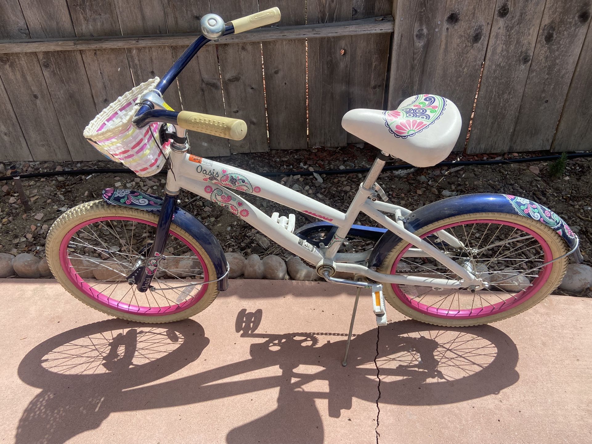 Girls Beach Cruiser Bike