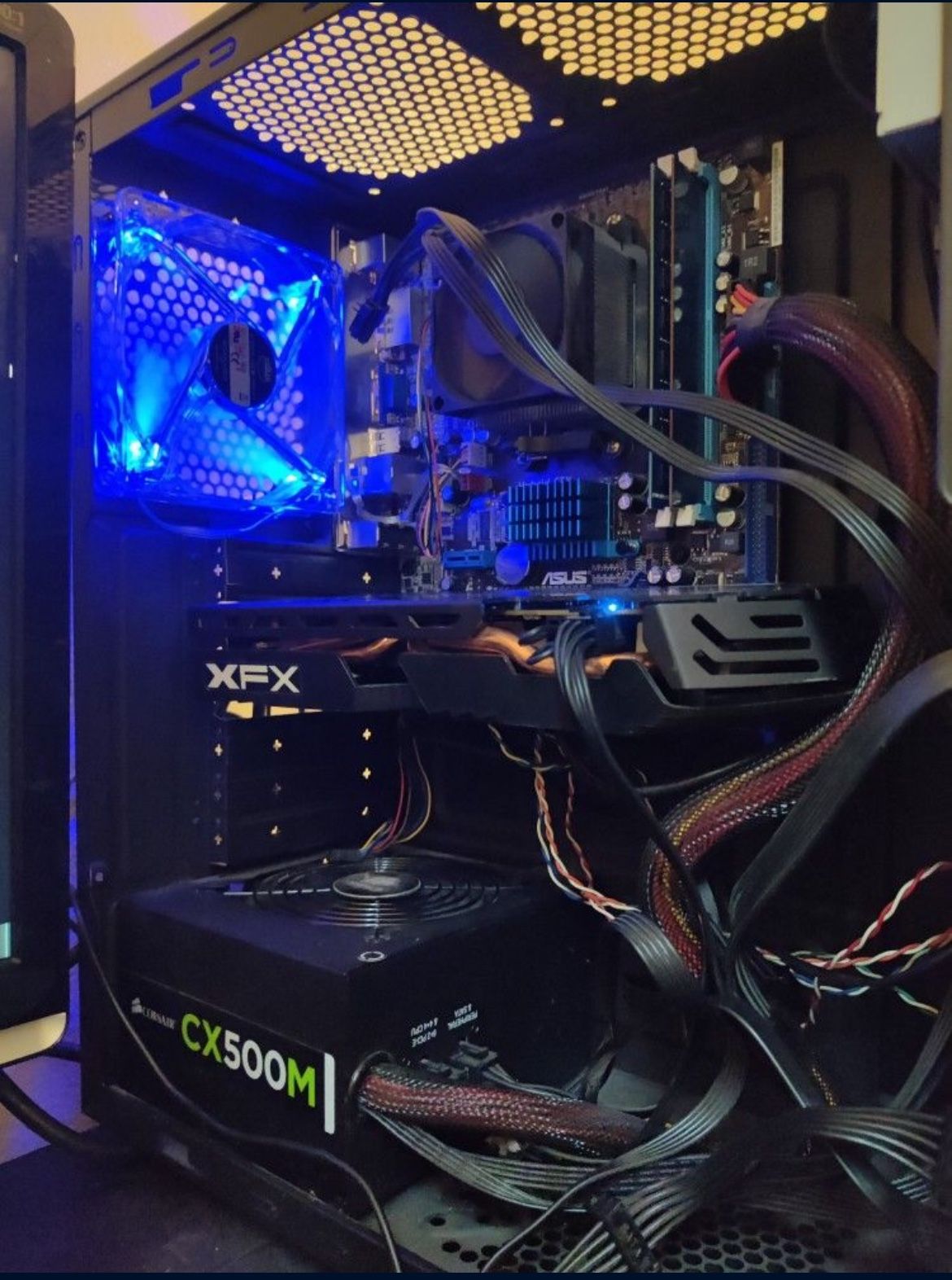 ASUS GAMING PC-AMD PHENOM 3.3ghz, 16gb Ram, Rx 580 8gb Gpu