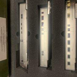 Brass Burlington Zephyr  HO 3car Train