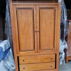 Beautiful Bedroom Suite 