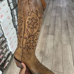 womens western boots