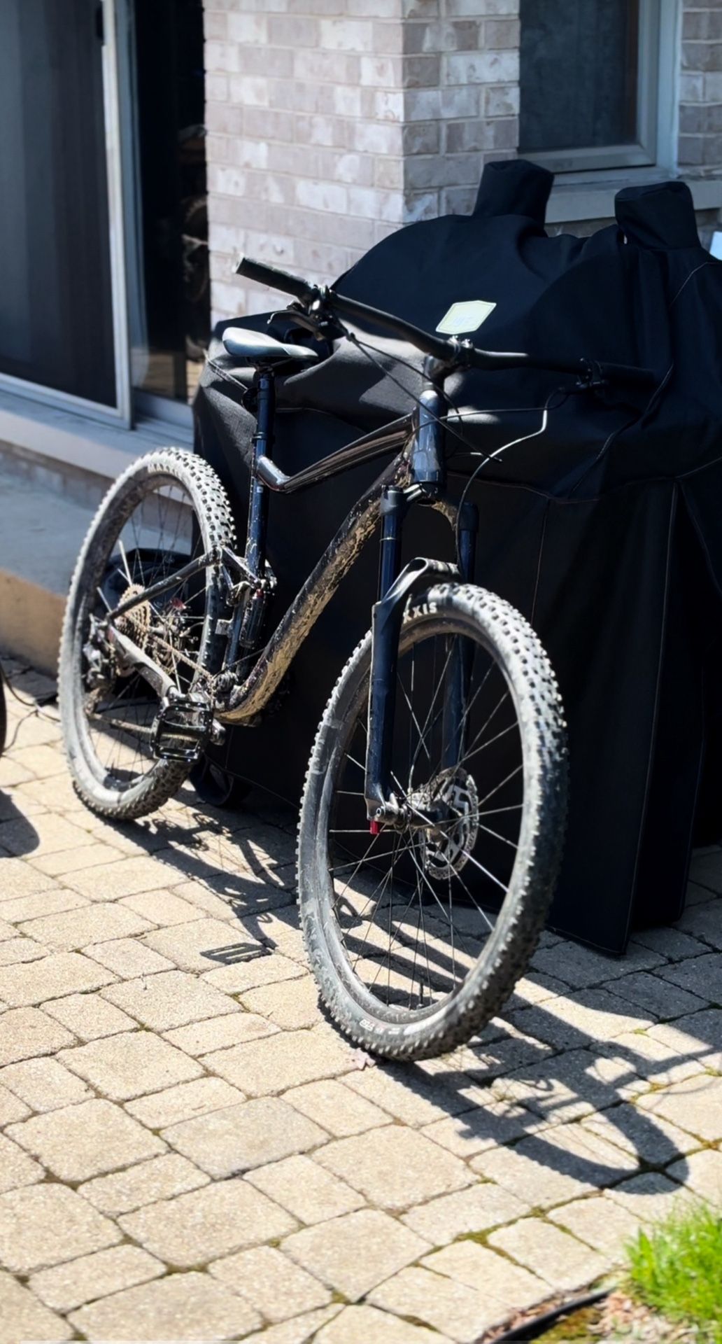 Giant Stance XL Black Full Suspension