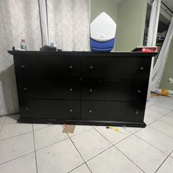 Dresser 6 Drawers