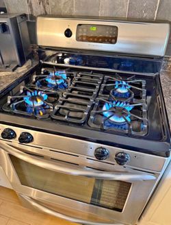 Gas stove